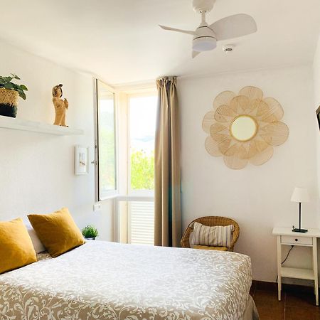 Habitacion Centrica Con Aire Acondicionado Bano Privado Nevera Cadaqués Exterior foto