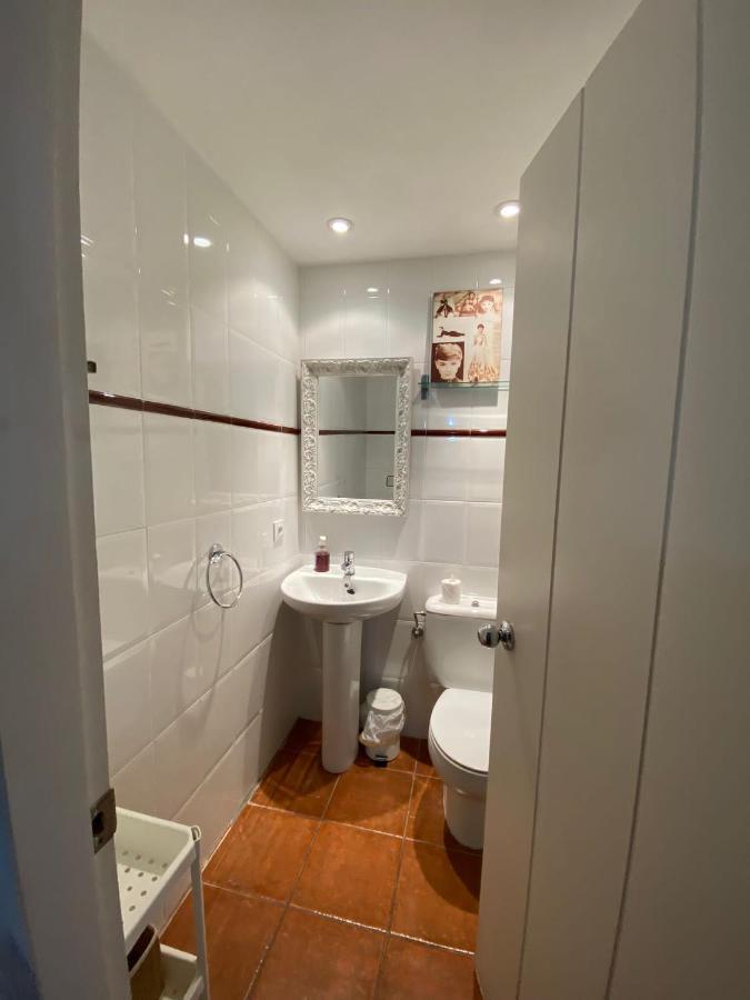 Habitacion Centrica Con Aire Acondicionado Bano Privado Nevera Cadaqués Exterior foto
